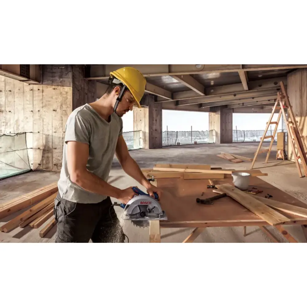Bosch-GKS-140-Professional-Circular-Saw-3