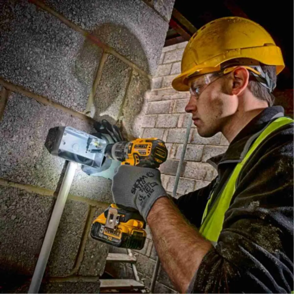 DeWalt Hammer Drill & Angle Grinder Combo | DCD796P2 & DCG409NT - Image 3