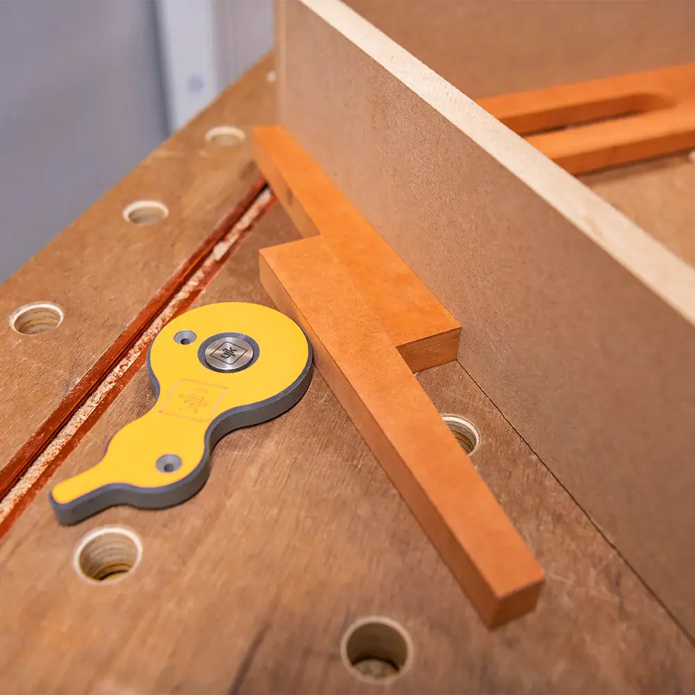 Surface Clamp 7