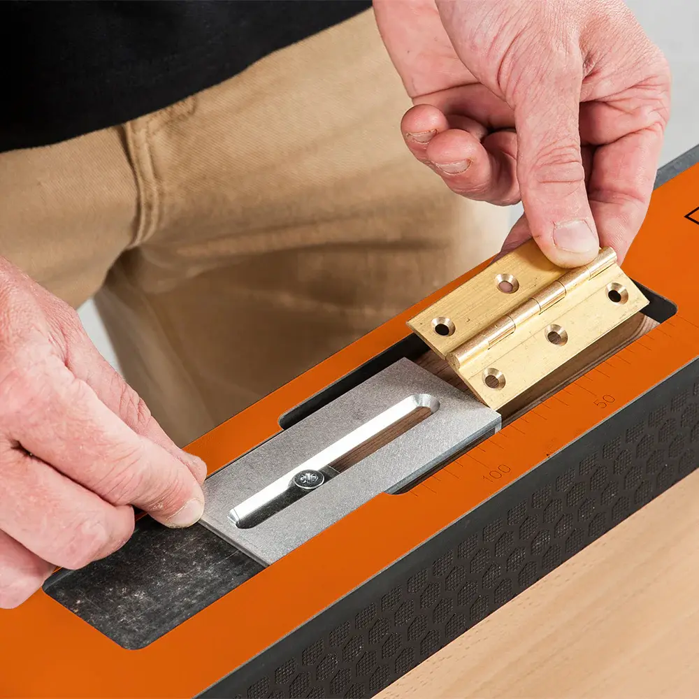 UJK  Hinge Jig with Clamp Plate - Image 3