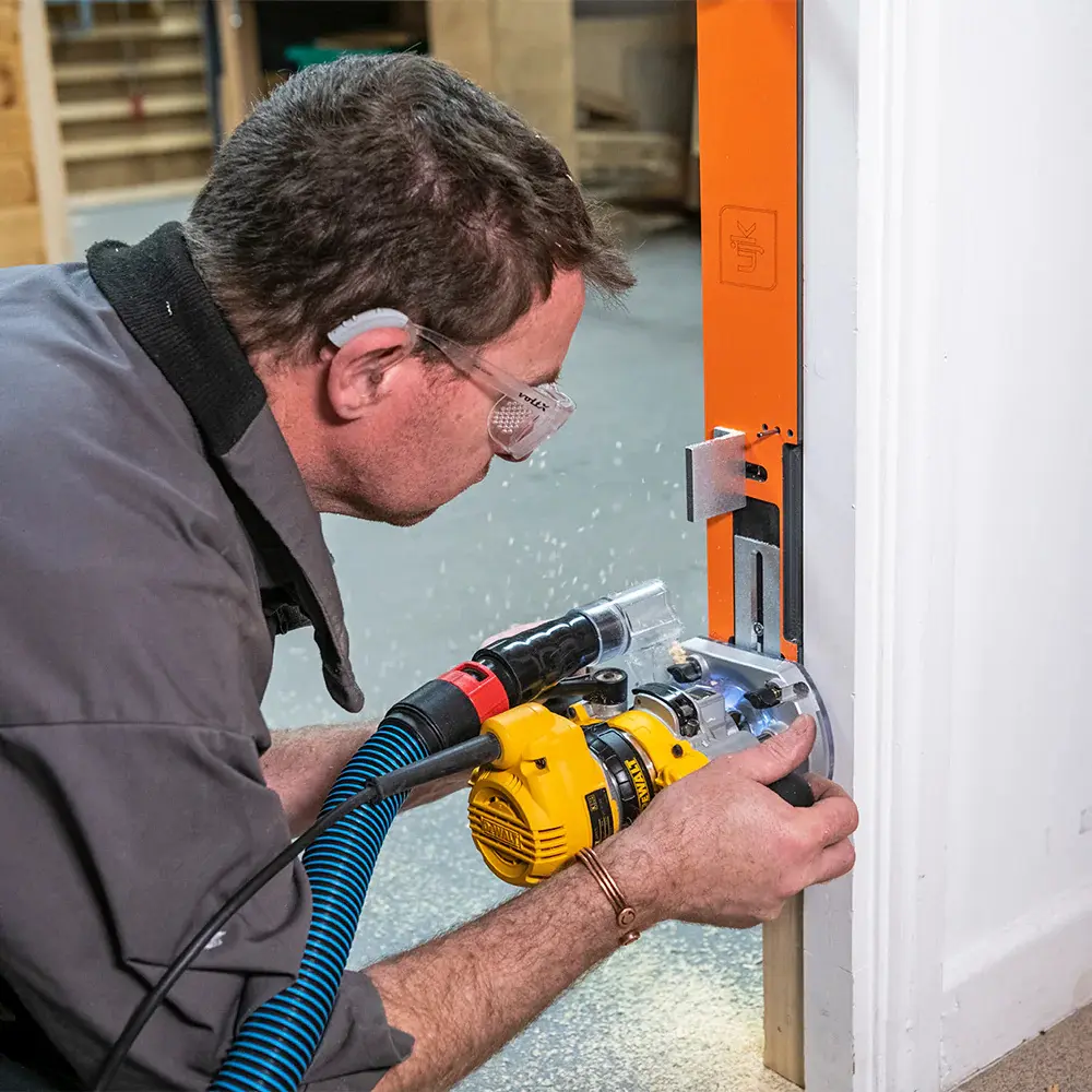 UJK Full Length Adjustable Hinge Jig - Image 5