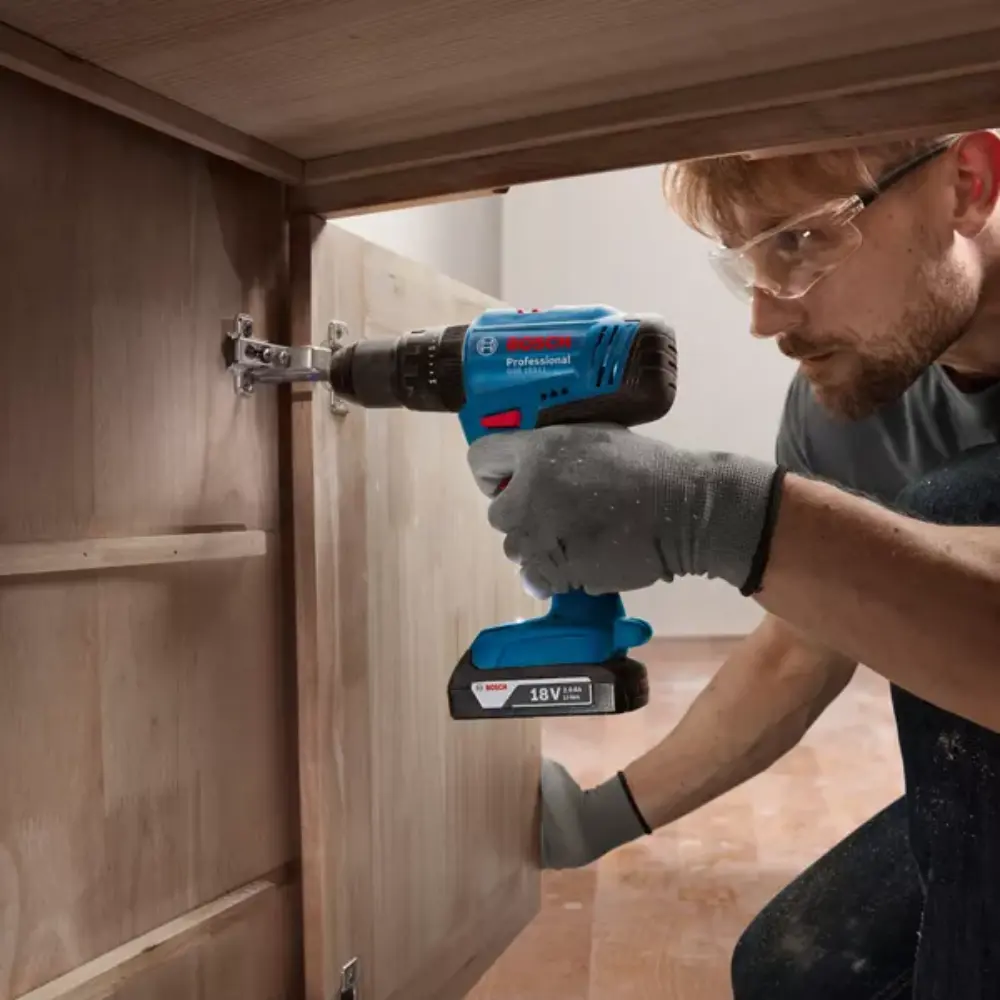 Bosch GSB 183-LI Professional Impact Drill Kit (x1 2.0Ah Battery + Charger Included)