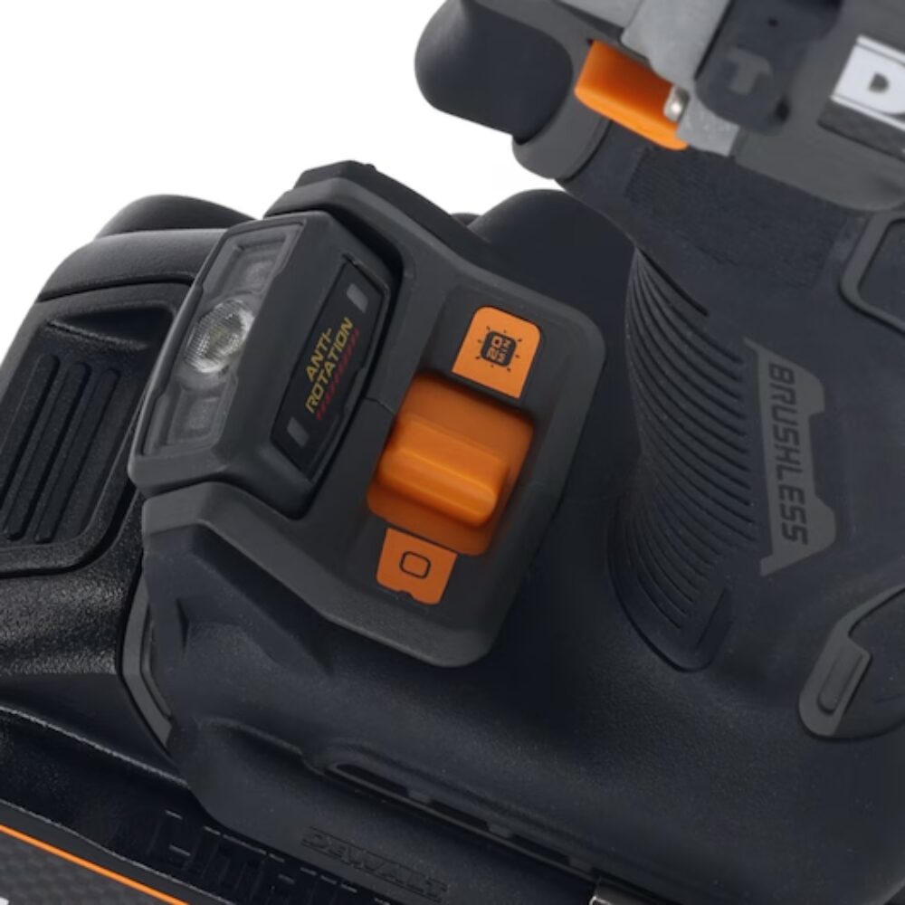 DEWALT® x McLaren F1 Team 18V XR® Brushless Hammer Drill Driver - 1 x 4Ah p1 g7