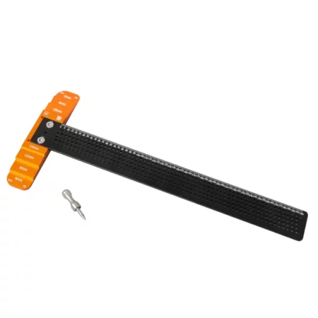 UJK-T-Square-1